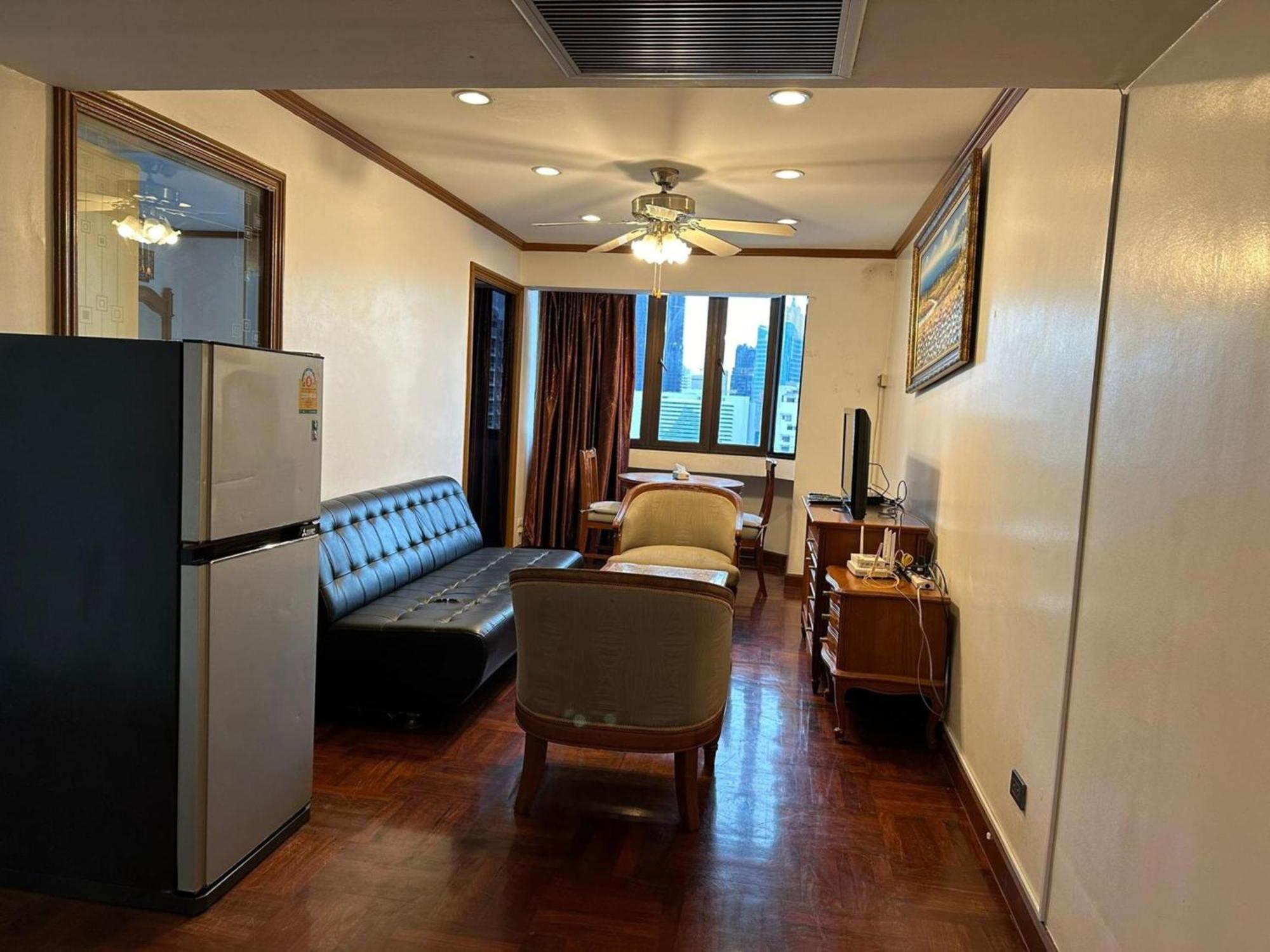 Affordable Serviced Apartments In Nana Omni Tower - Prime Sukhumvit Location Bangkok Kültér fotó